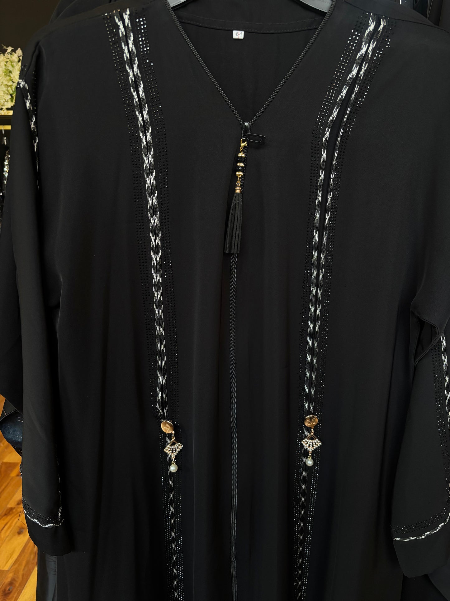 Zayna Abaya