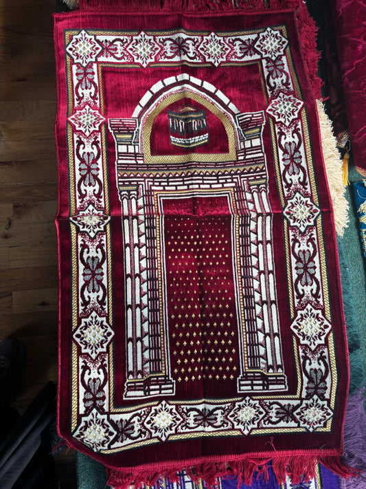 Prayer Rug | Maroon